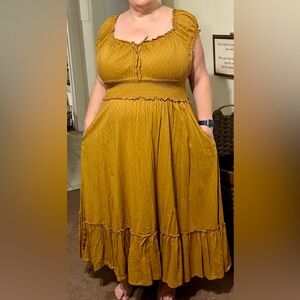 Almost NEW Old Navy Maxi Dress with POCKETS!!